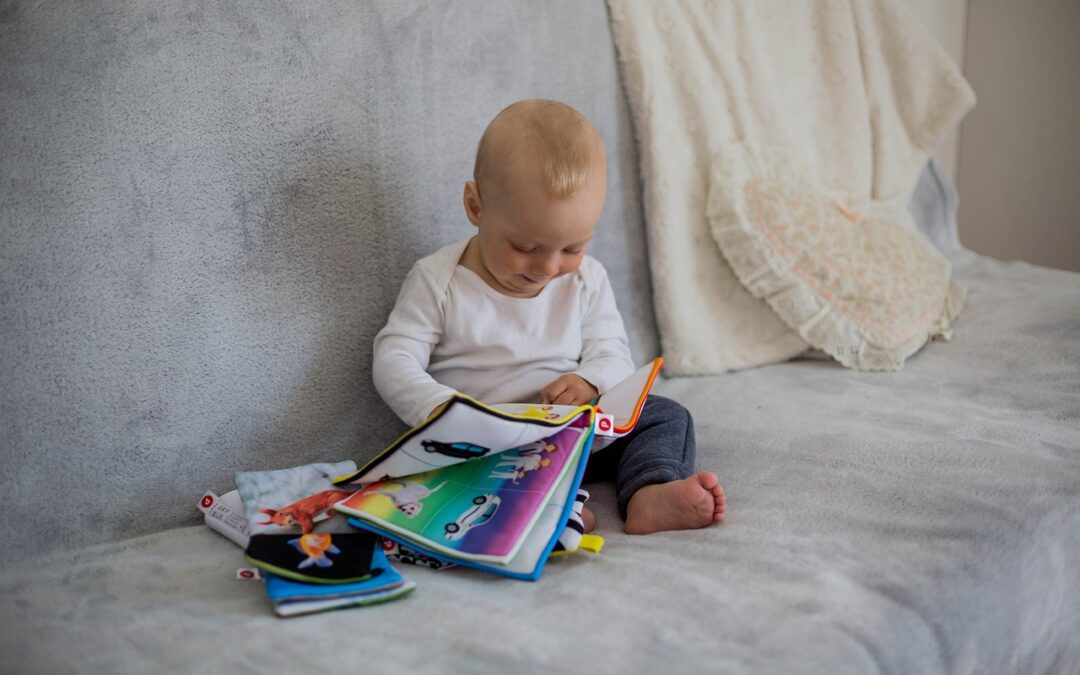 Le livre d’éveil : pour éveiller la curiosité de bébé